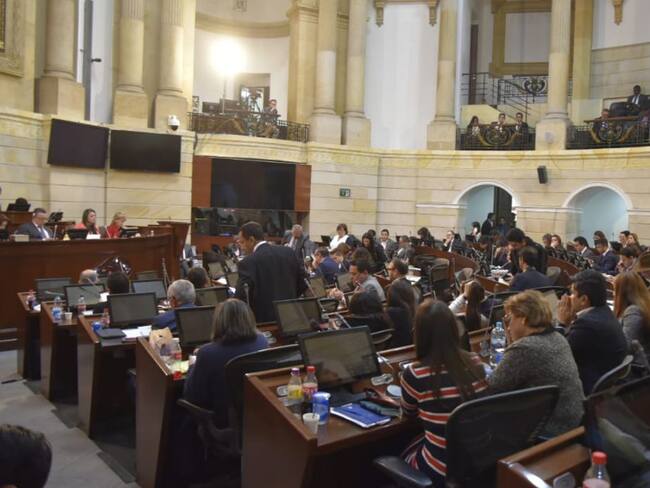 Partidos políticos piden al gobierno sancionar la ley estatutaria de la JEP