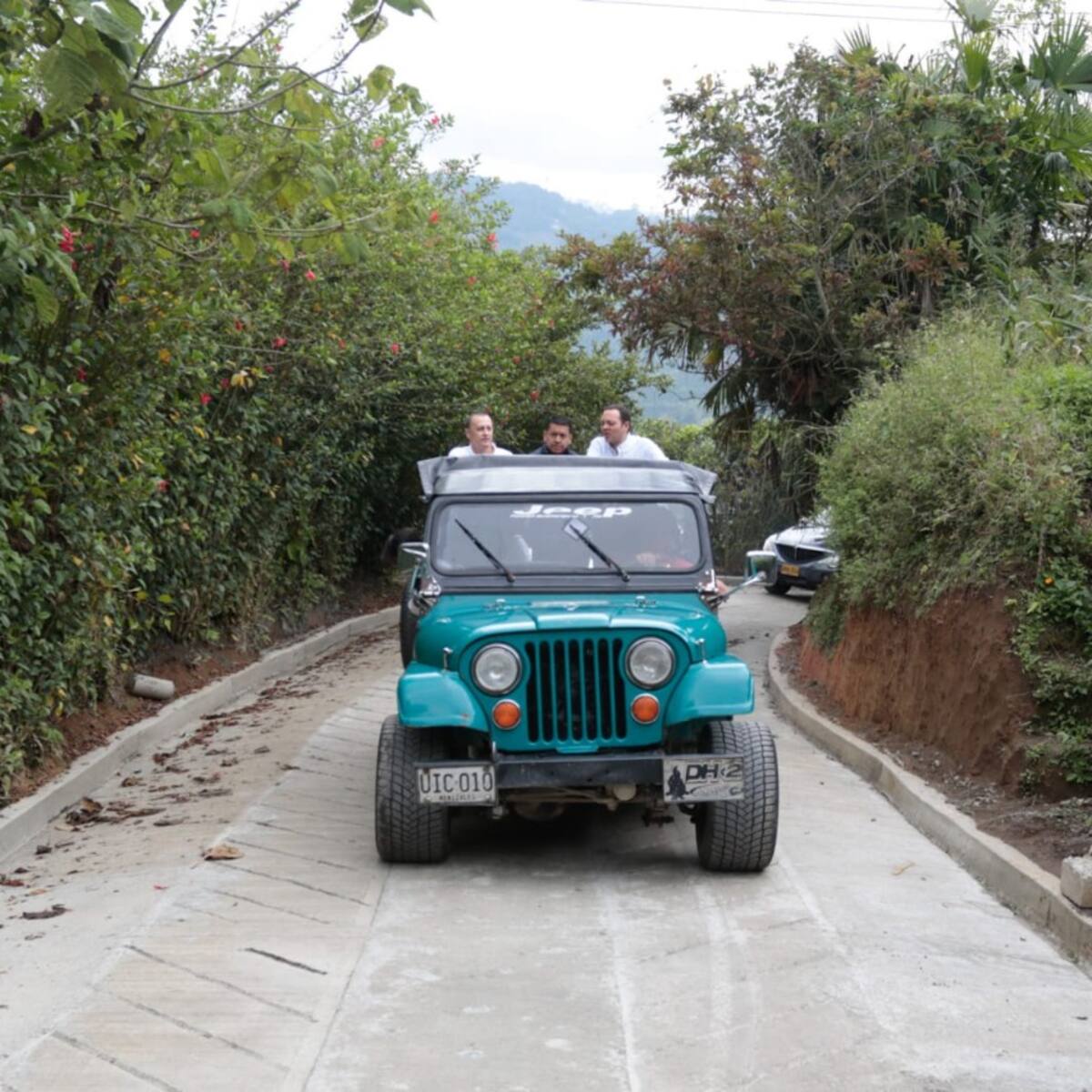 Inauguraron un kilómetro de placas huellas en la zona rural de Manizales