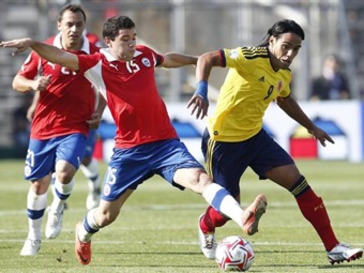 Colombia venció 3-1 a Chile en un gran partido de la octava fecha de las Eliminatorias