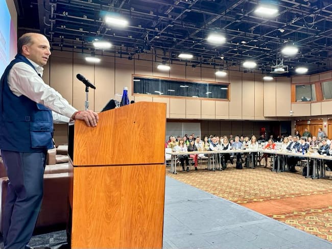 Aumento un 5.38% los honorarios de los defensores públicos.