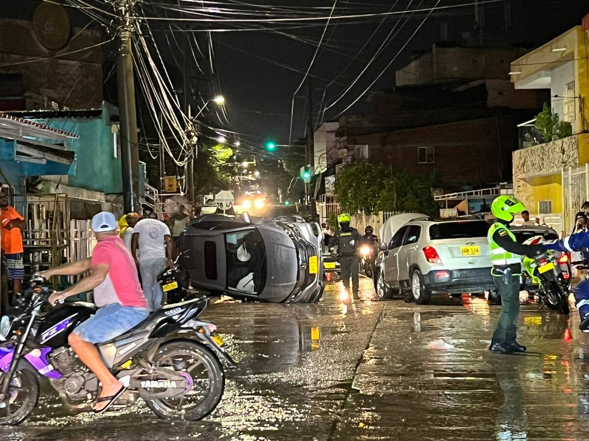 Triple choque dejó varios heridos en la avenida El Consulado