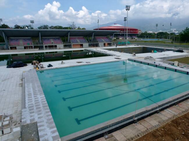 El Complejo Acuático está ubicado en el Parque Deportivo de Ibagué