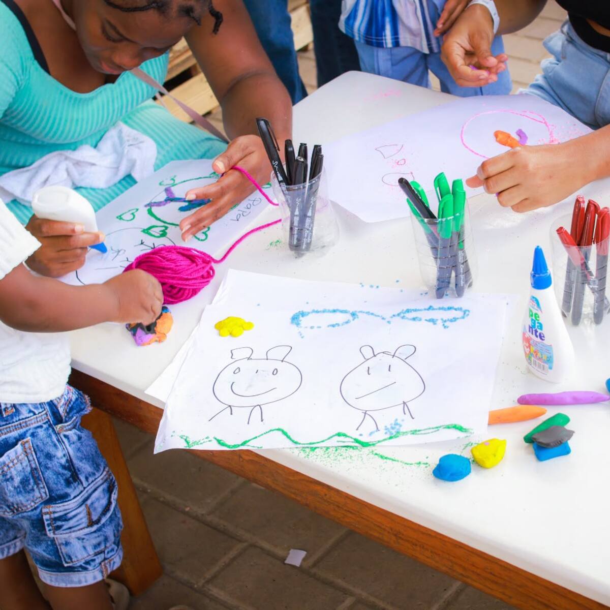 Educación inicial con formación, participación comunitaria y mejores entornos en Barú y Bicentenario