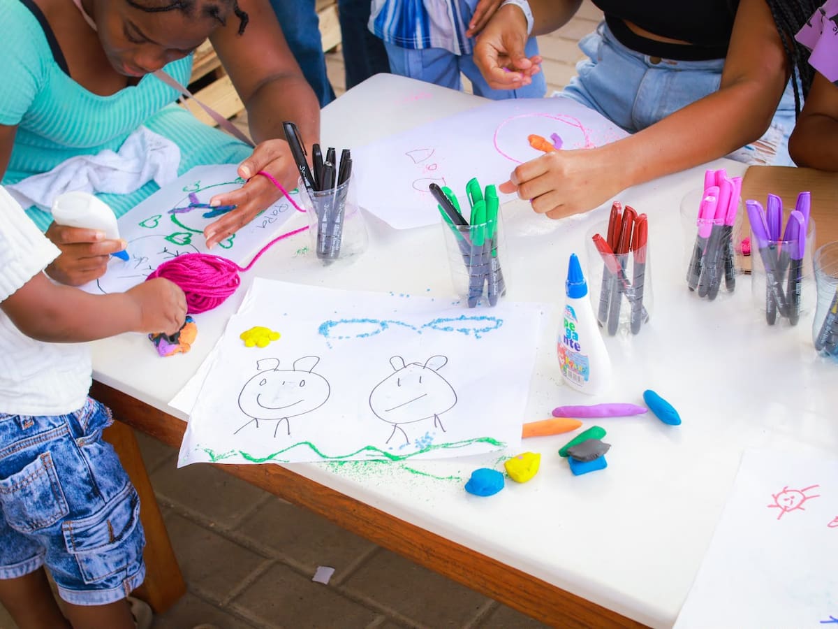 Educación inicial con formación, participación comunitaria y mejores entornos en Barú y Bicentenario