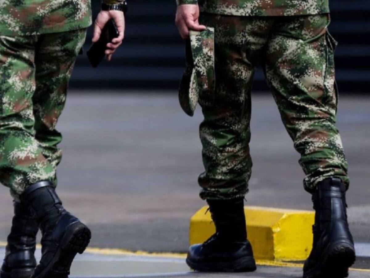 En Argelia dos suboficiales del Ejército fueron asesinados por un compañero