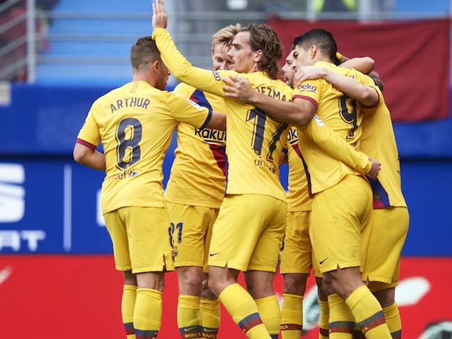 El tridente del Barcelona brilla en goleada ante el Eibar