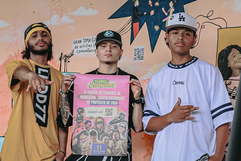 Estudiantes del programa Clubes Juveniles. Foto: alcaldía de Medellín.