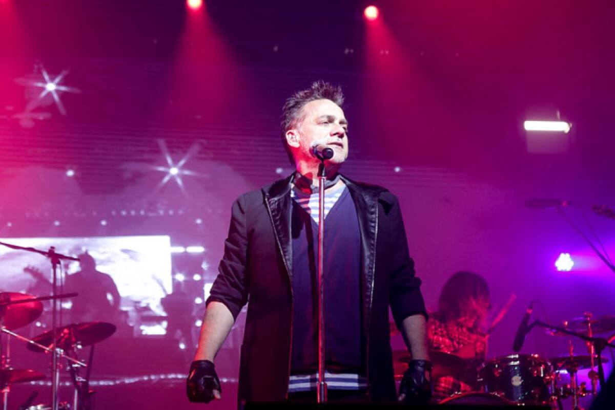 Vicentico, vocalsita de los Fabulosos Cadillac, la banda más esperada de la noche.