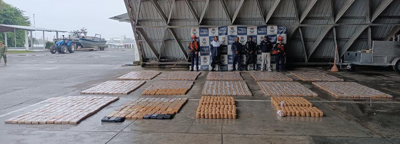Incautación de droga en el Pacífico colombiano