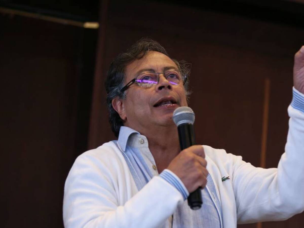 Bolívar sobre Petro: "Querían tapar masacre de Putumayo con entrampamiento"