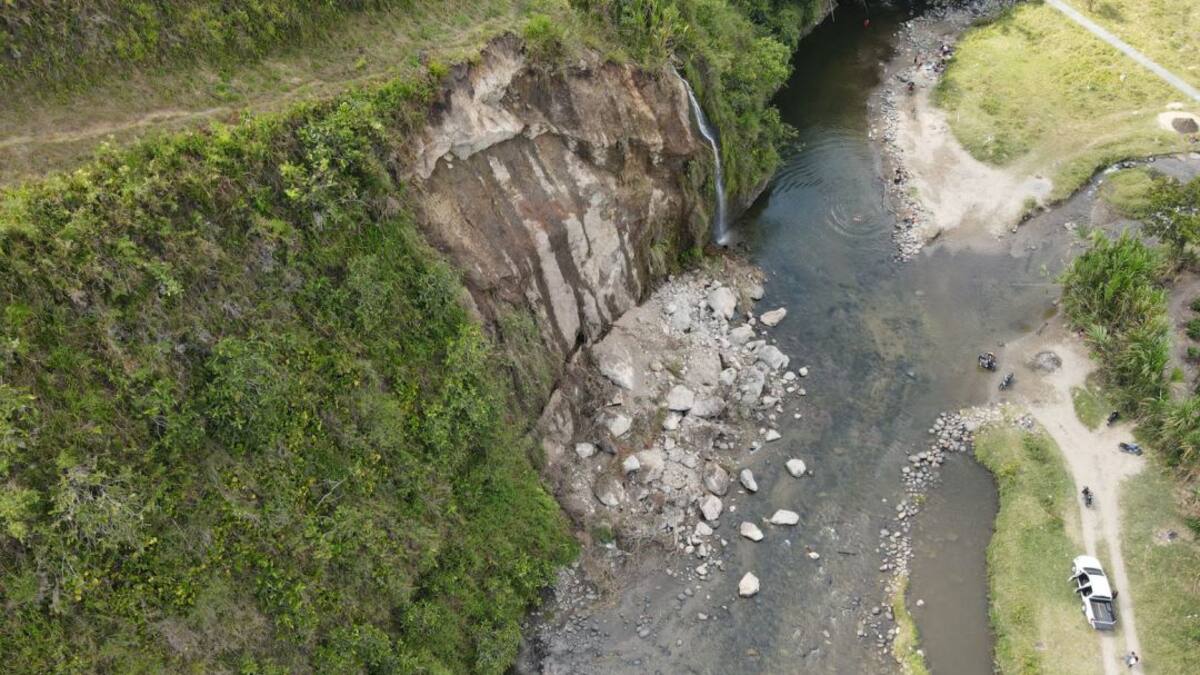 Riesgo en chorros del río Quindío