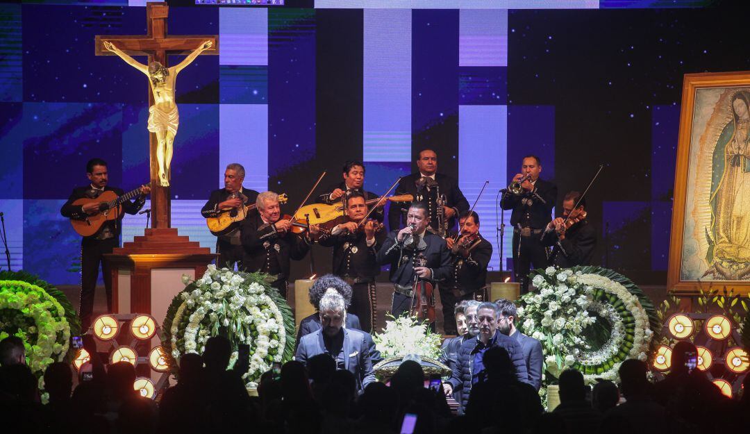 Homenaje a Vicente Fernández en Guadalajara
