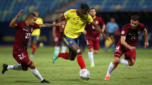 Duván Zapata, delantero de la Selección Colombia y el Atalanta de Bérgamo.