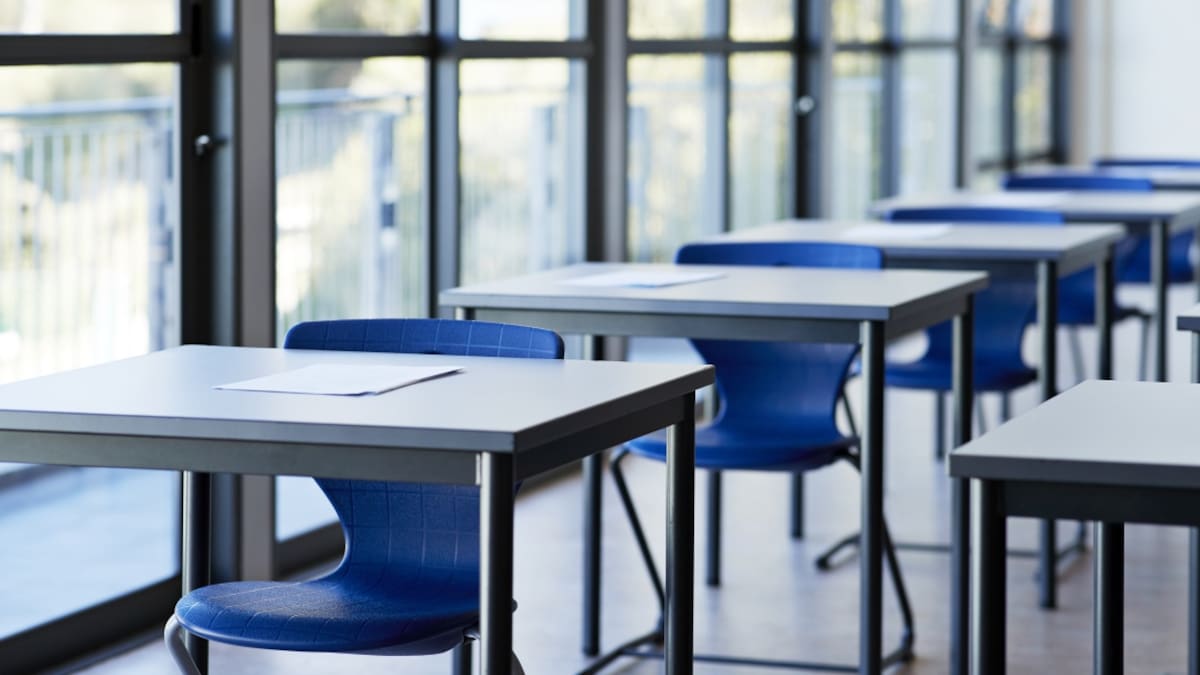 Unas 200.000 personas están en riesgo de desempleo en el sector educativo