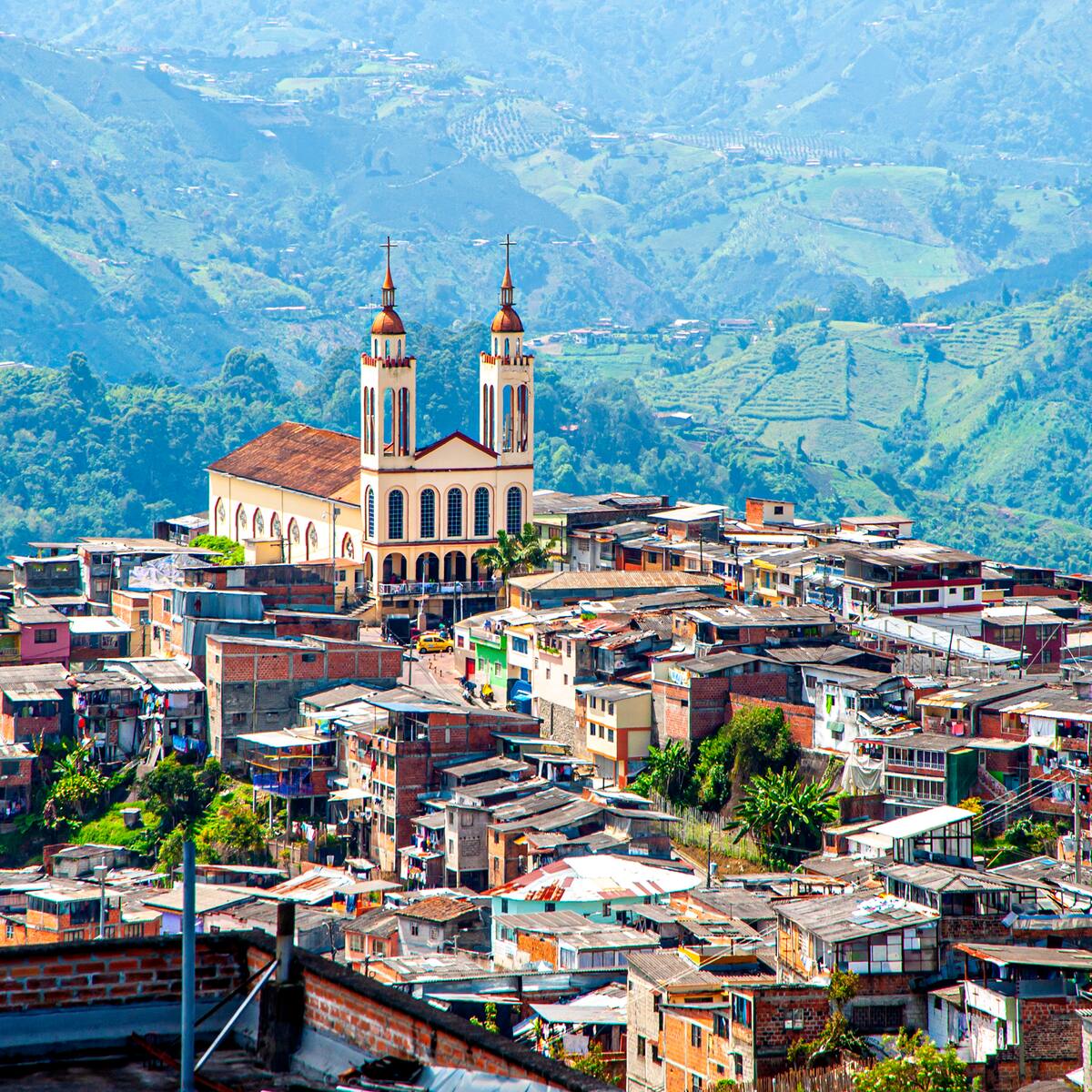 Dónde es más barato arrendar apartamento en Manizales: ¿Chipre o San Jorge? Comparamos