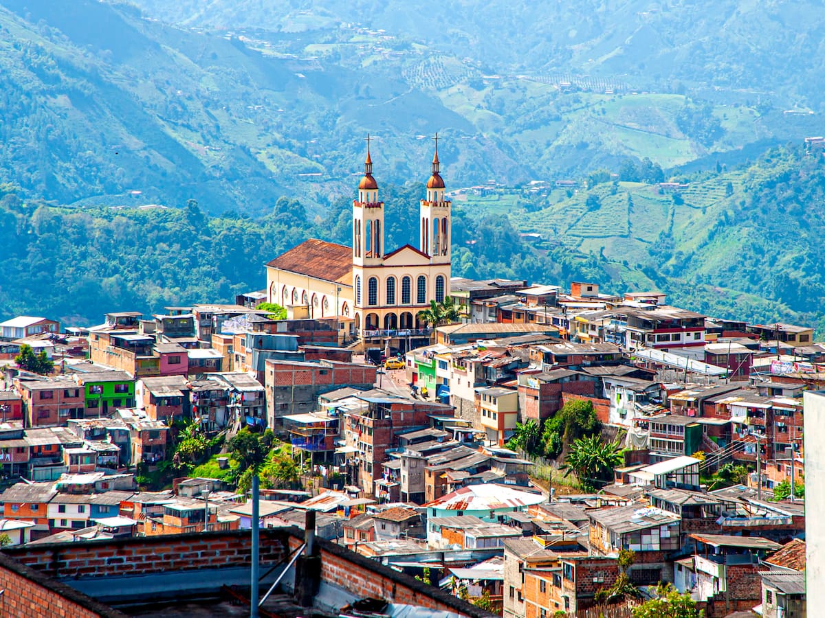 Dónde es más barato arrendar apartamento en Manizales: ¿Chipre o San Jorge? Comparamos