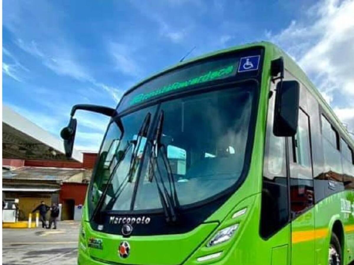 Tres días sin IVA y puentes festivos reactivarán el transporte de pasajeros
