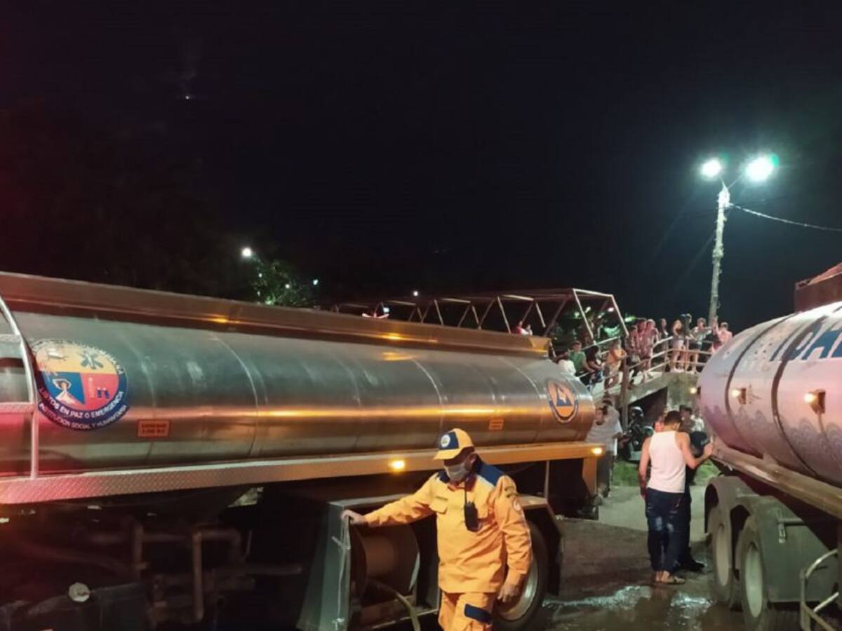 Emergencia por incendio estructural en una fábrica de curtiembre en Ibagué