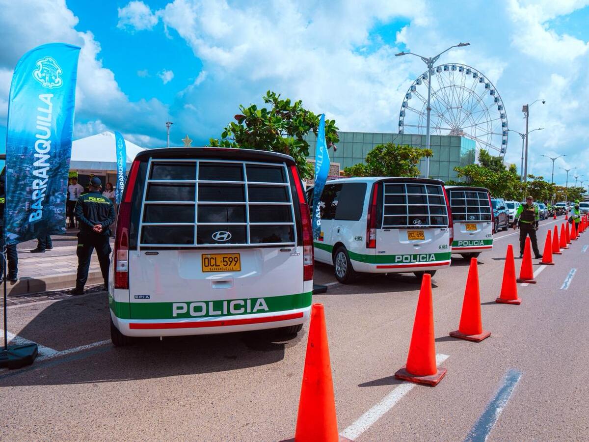 Barranquilla incorpora cuatro CAI móviles para ampliar su capacidad de vigilancia