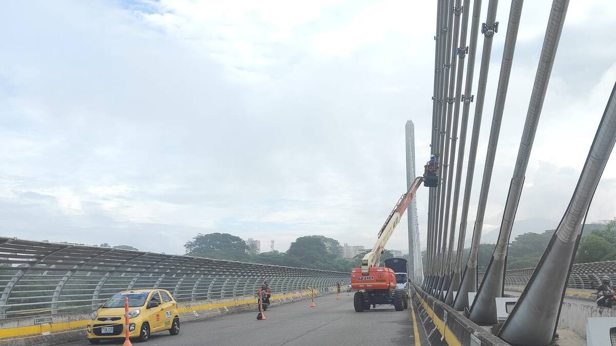 Por tres días hay cierres viales en el puente de La Novena en Bucaramanga