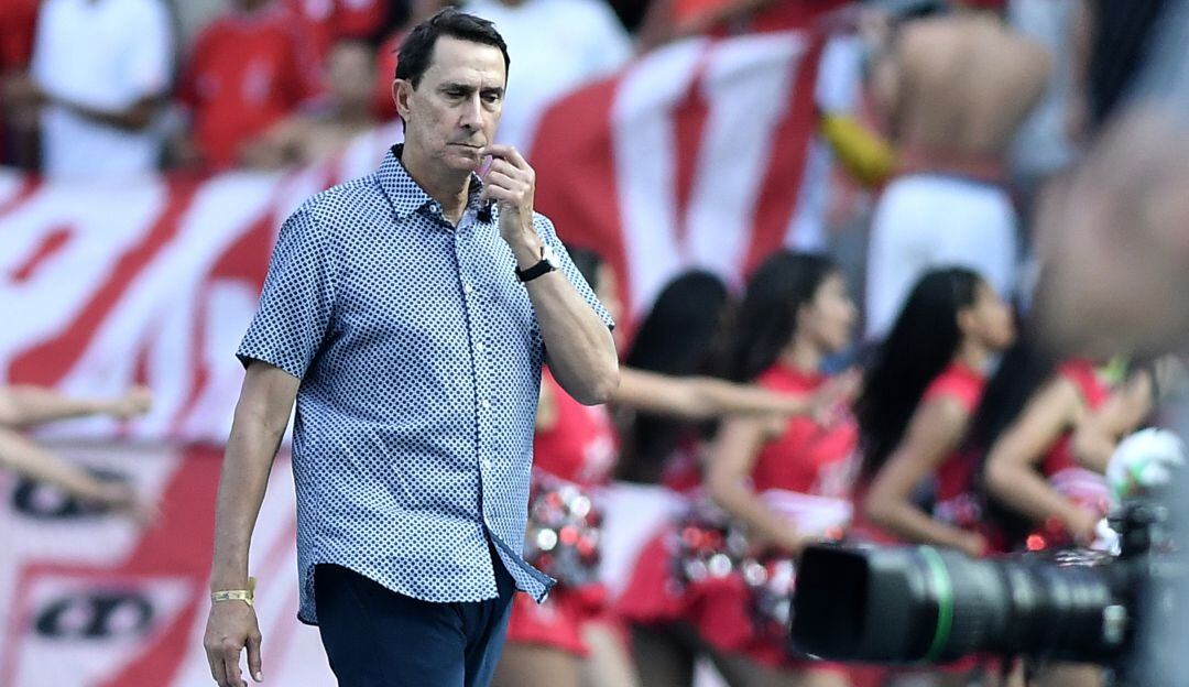 Alexandre Guimaraes fue campeón con el cuadro Escarlata en el segundo semestre del 2019.