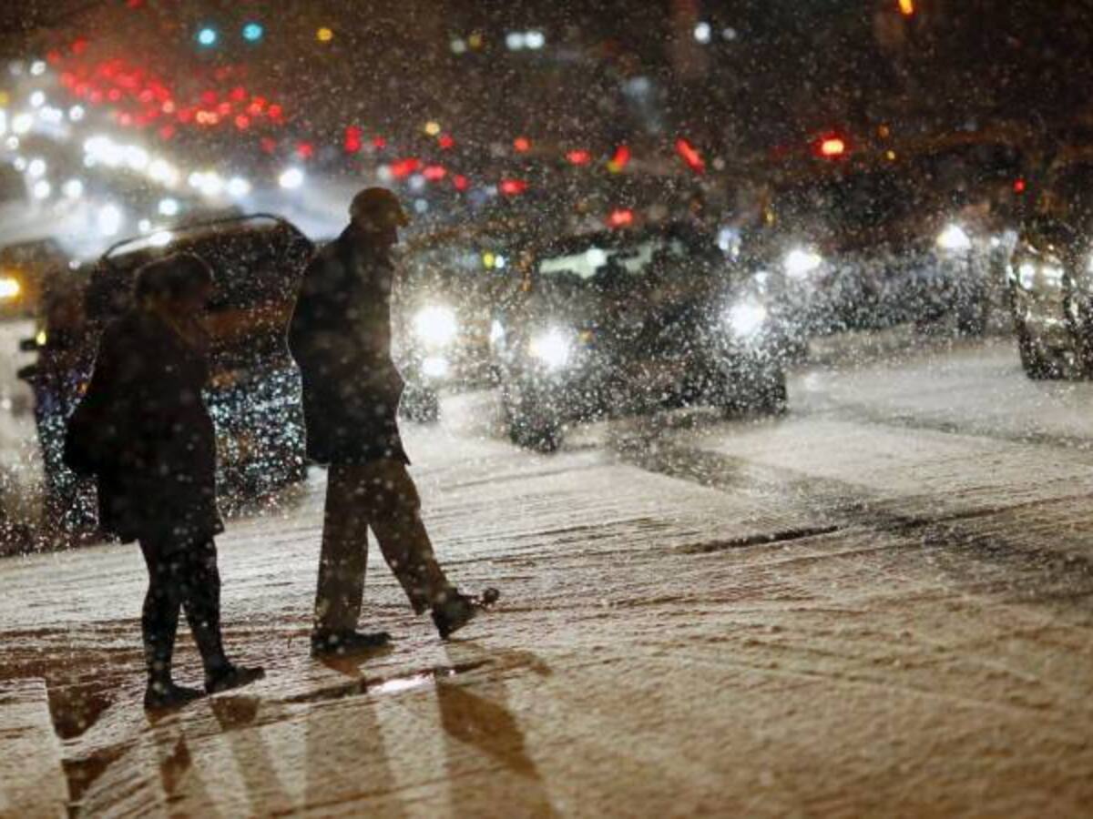 Fuerte nevada provoca caos en Washington