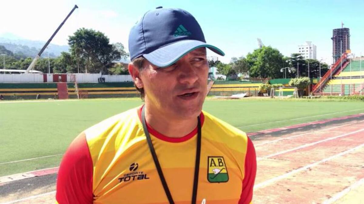 Técnico del Bucaramanga tiene tres opciones para reemplazar el goleador