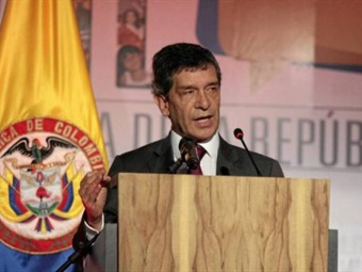 Mintrabajo multa a la Sociedad Portuaria y a seis cooperativas por tercerización laboral