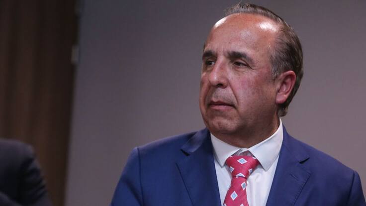 Ministro de Transporte tendría cinco nuevas denuncias de posibles plagios