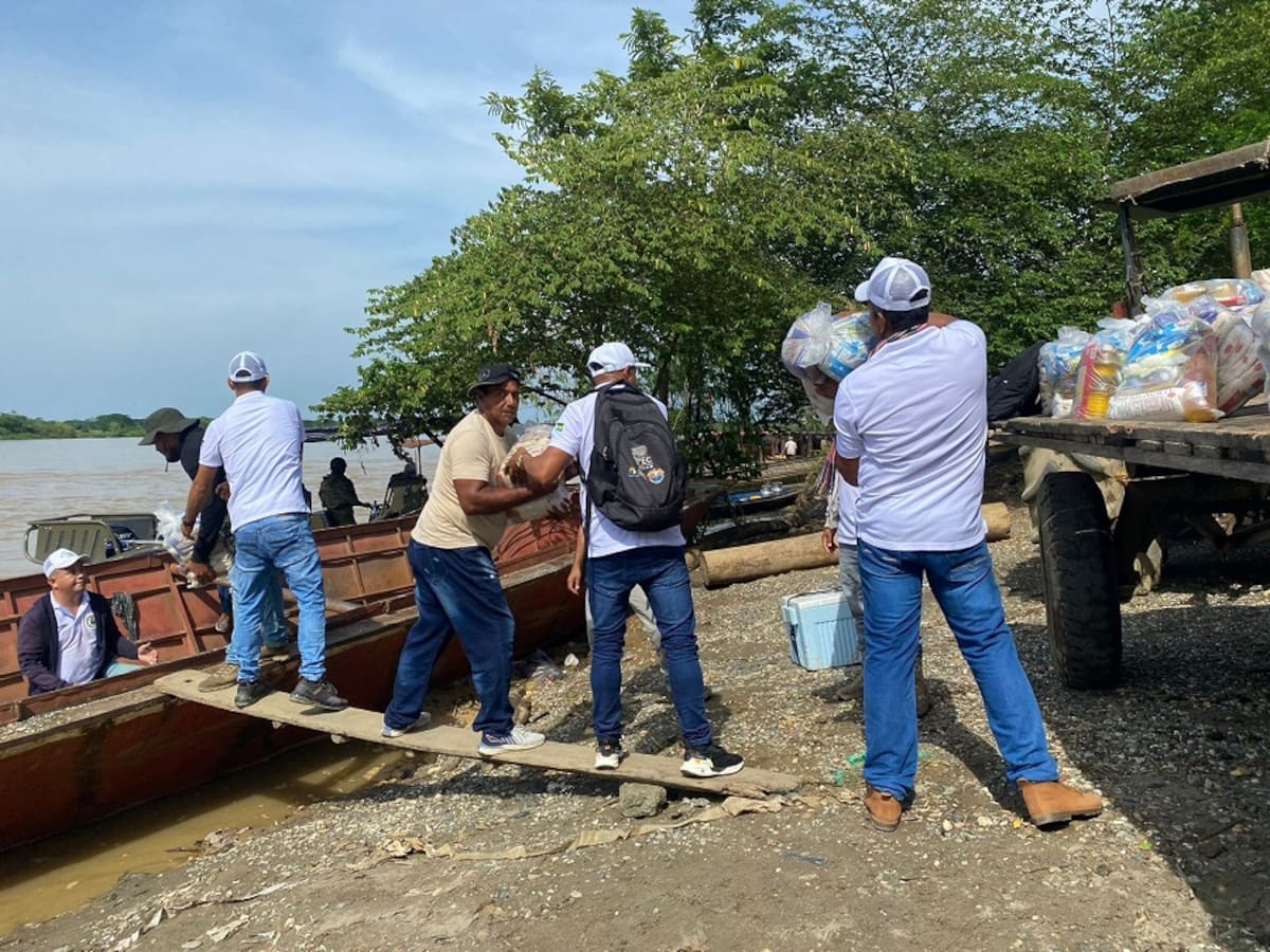 Entregaron 400 kits de asistencia humanitaria a damnificados de Caregato, sur de Bolívar