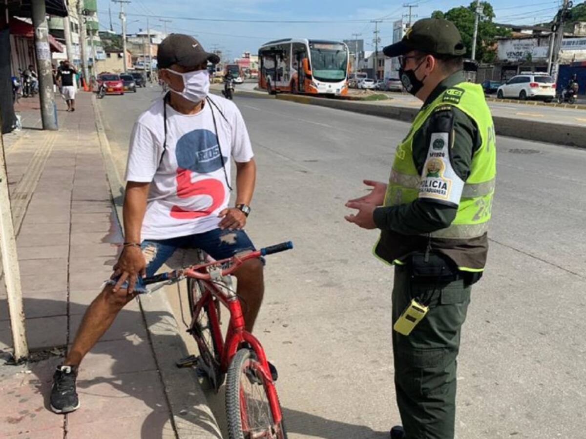 Policía realiza campaña para prevenir el hurto de bicicletas en Cartagena