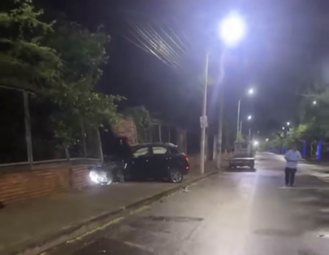En Villa del Rosario denuncian que concejal, en aparente estado de embriaguez, causó grave accidente. / Foto: Redes sociales.