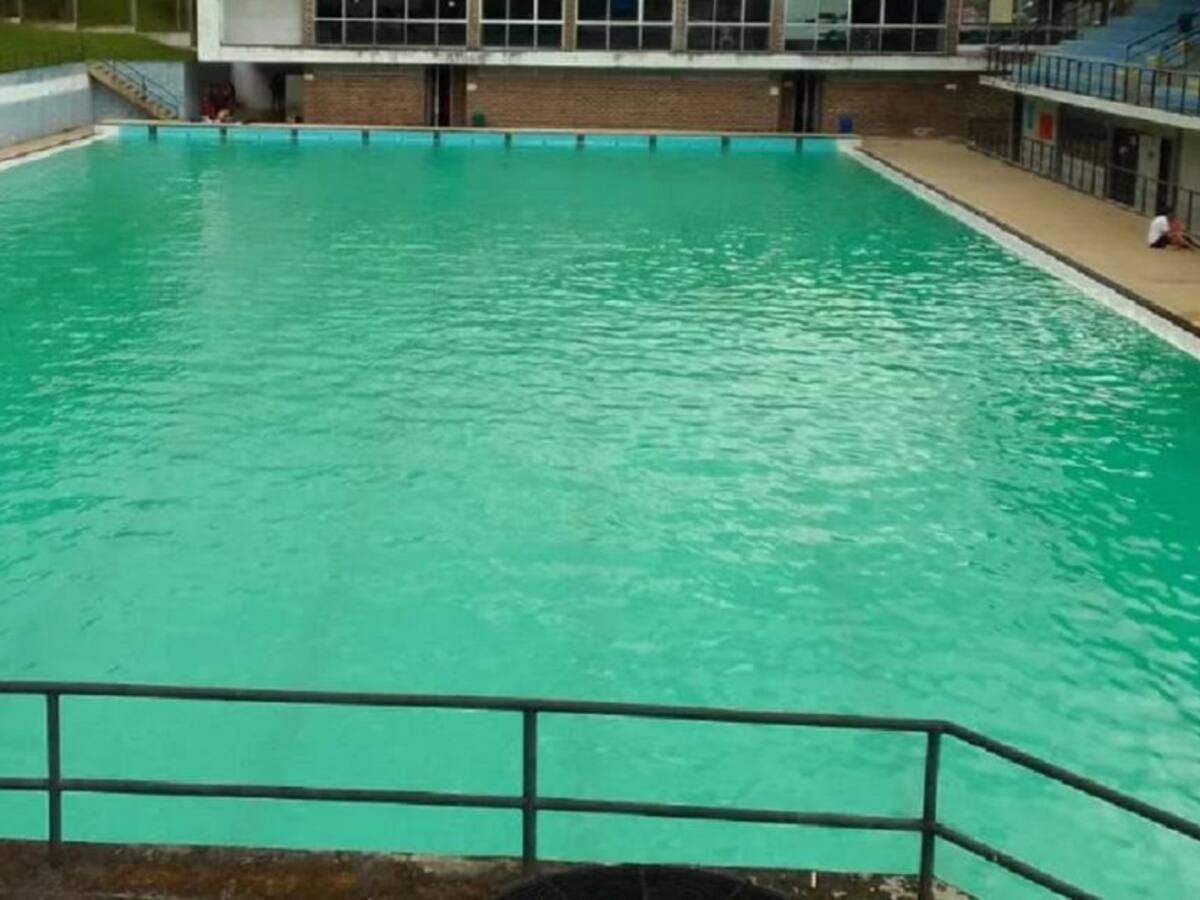Se quejan por abandono de una piscina olímpica de Copacabana