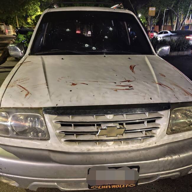 Vehículo atacado en confusos hechos que involucran a militares en Cúcuta / Foto: Caracol Radio