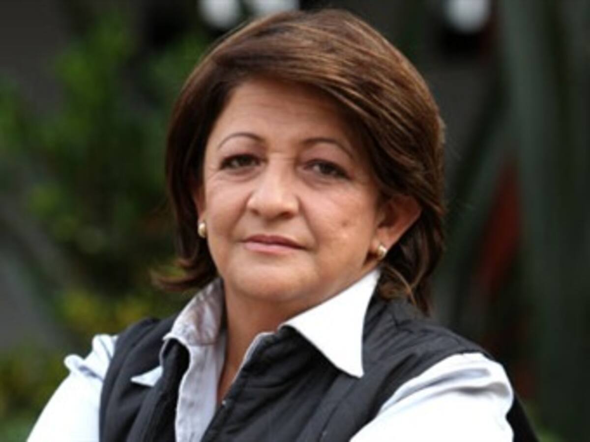 Bajo estricta supervisión médica se encuentra la senadora Gilma Jiménez