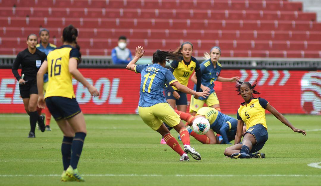 Catalina Usme le da la victoria a Colombia en primer partido ante Ecuador