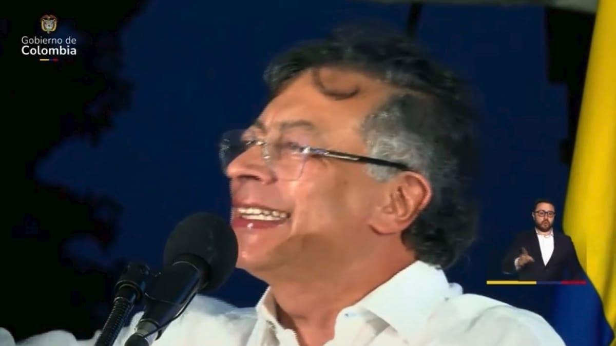 “Me arrodillo”: Petro suplicó a la Corte Constitucional que retomen discusión de reforma pensional