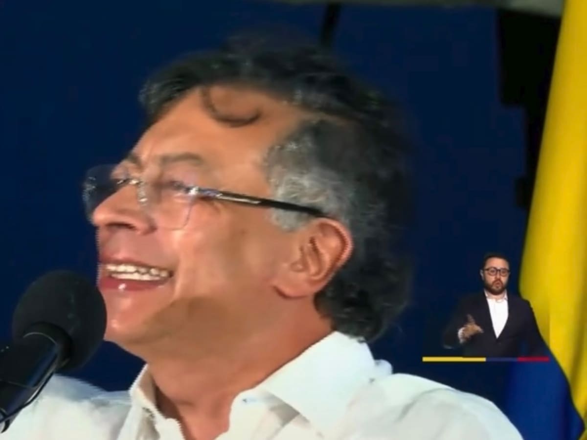 “Me arrodillo”: Petro suplicó a la Corte Constitucional que retomen discusión de reforma pensional