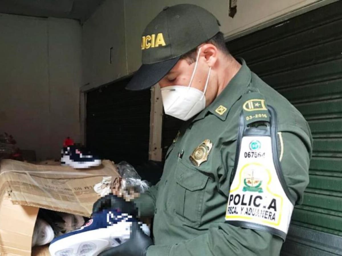 Incautan calzado de contrabando en el mercado de Cartagena