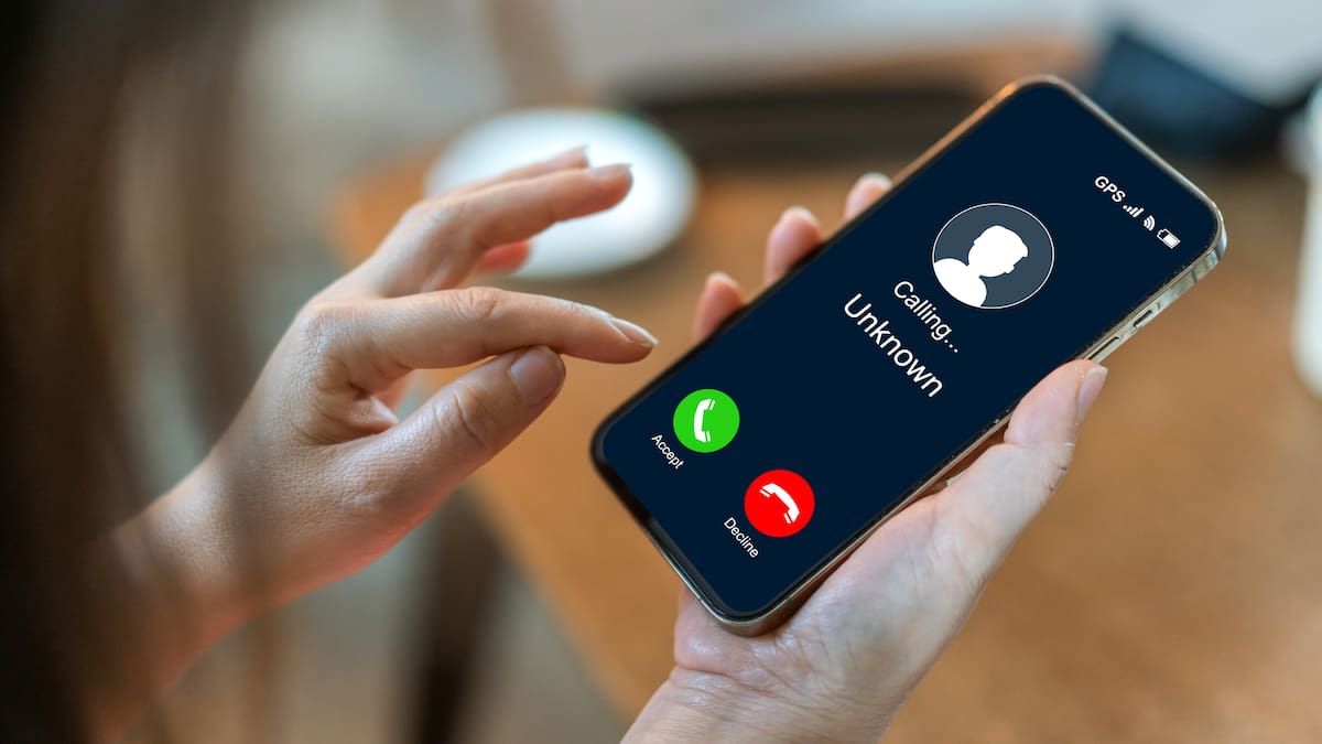 ¡No más Spam! Cómo bloquear el 100% de las llamadas molestas en Colombia: guía definitiva 2025