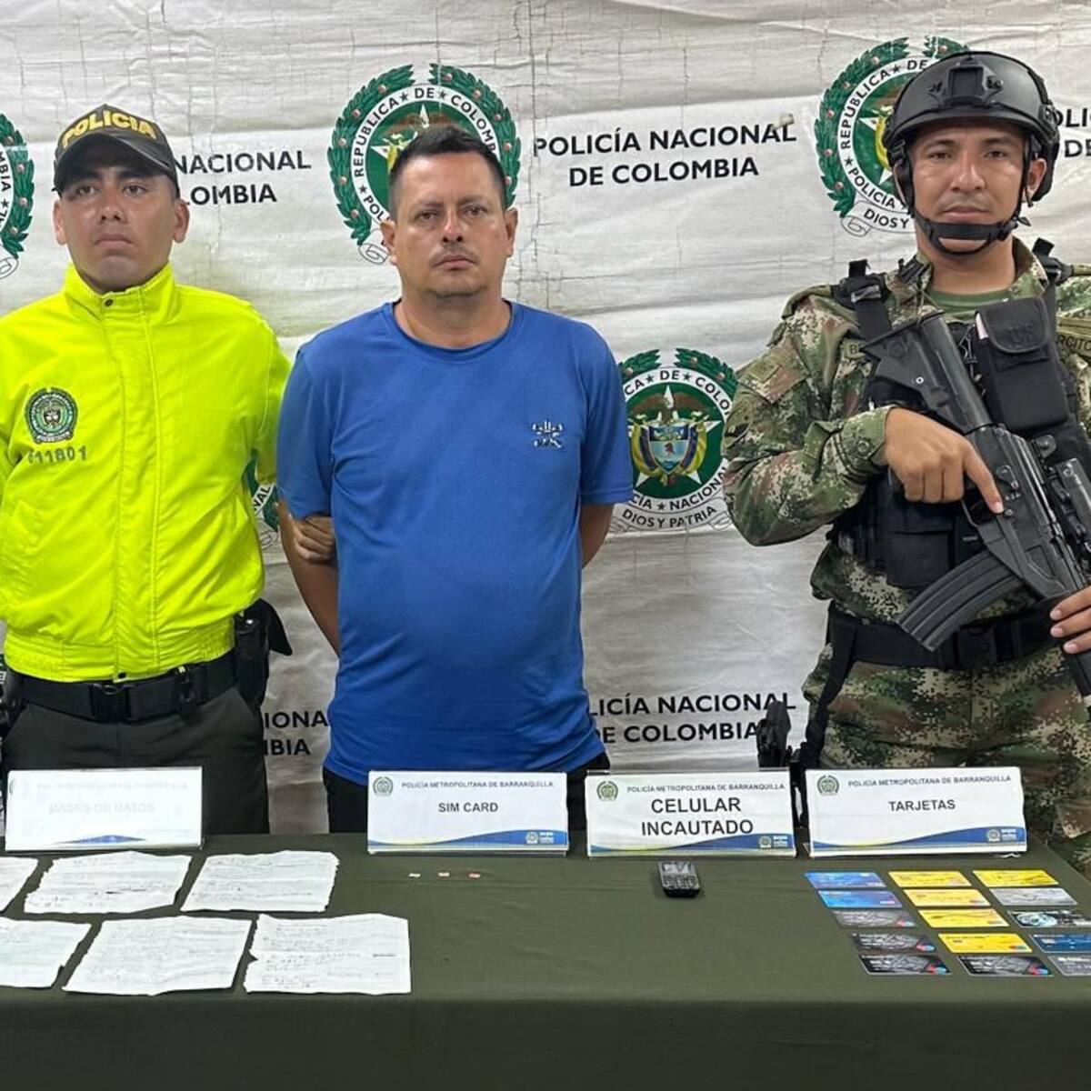 En Barranquilla capturaron a una persona que tenía 14 tarjetas de crédito
