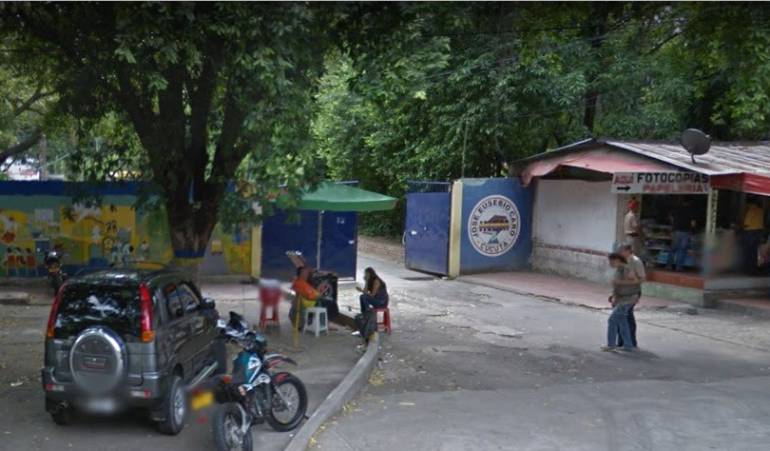 Entrada colegio José Eusebio Caro INEM