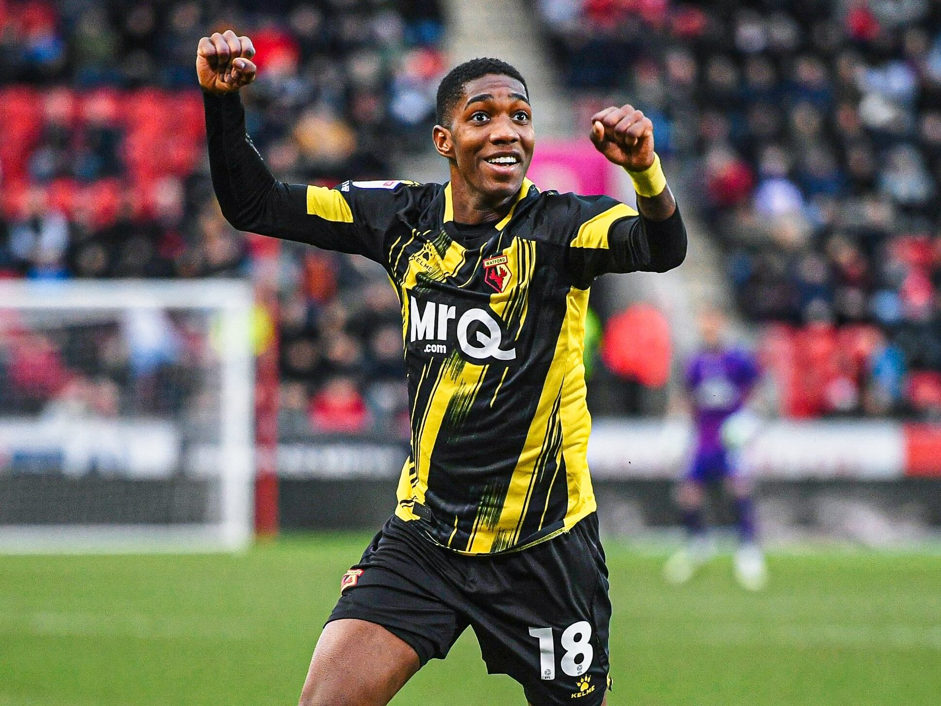 Yaser Asprilla sigue sumando anotaciones de gran fractura con el Watford / @WatfordFC