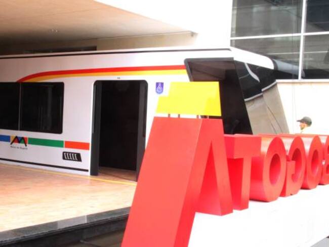 Empresarios italianos interesados en el metro de Bogotá
