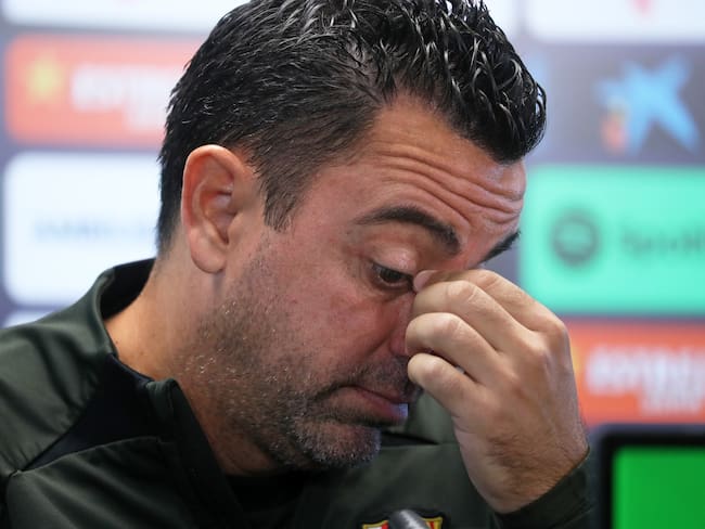 Xavi Hernandez en rueda de prensa (Photo by Joan Valls/Urbanandsport /NurPhoto via Getty Images)
