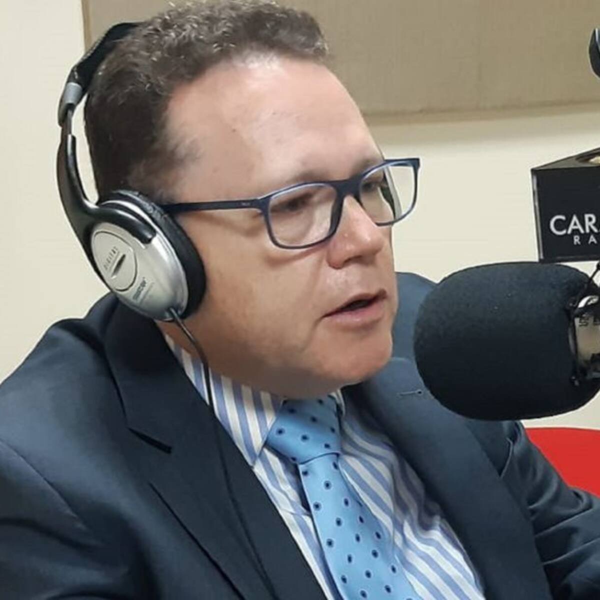 Todos debemos apoyarnos para salir adelante; Rector Gran Colombia, Armenia