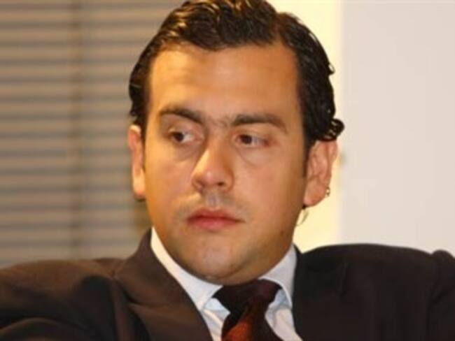 'Los votos aparecían y desaparecían para beneficiar a quien tuviera plata', dice Rodrigo Lara