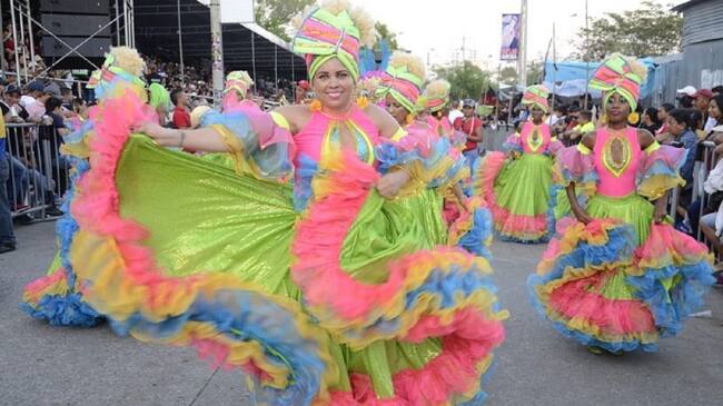 La Fiesta está llena de actividades culturales, artísticas y religiosas.