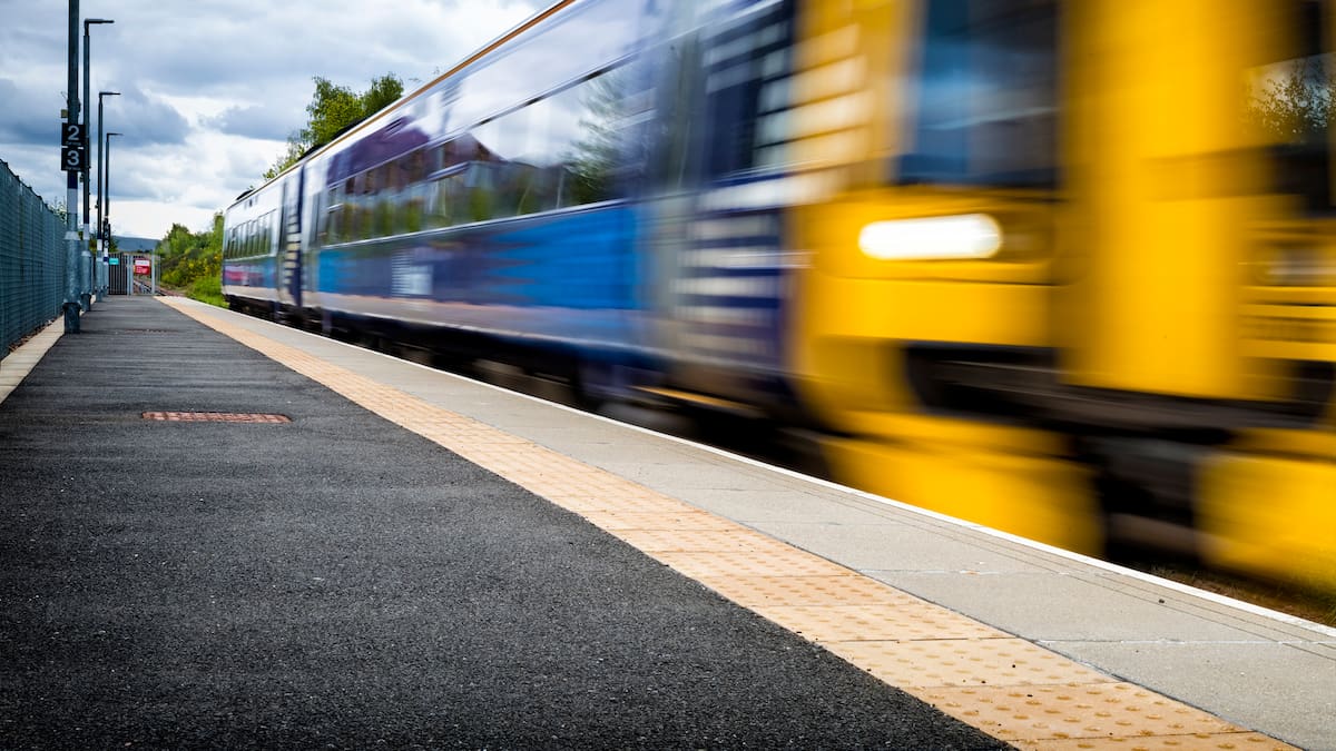 Tren eléctrico entre Buenaventura y Barranquilla: ¿es o no es una propuesta viable?