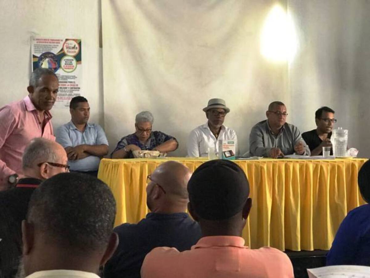 Vigilantes de colegios de Cartagena realizan jornada de protesta